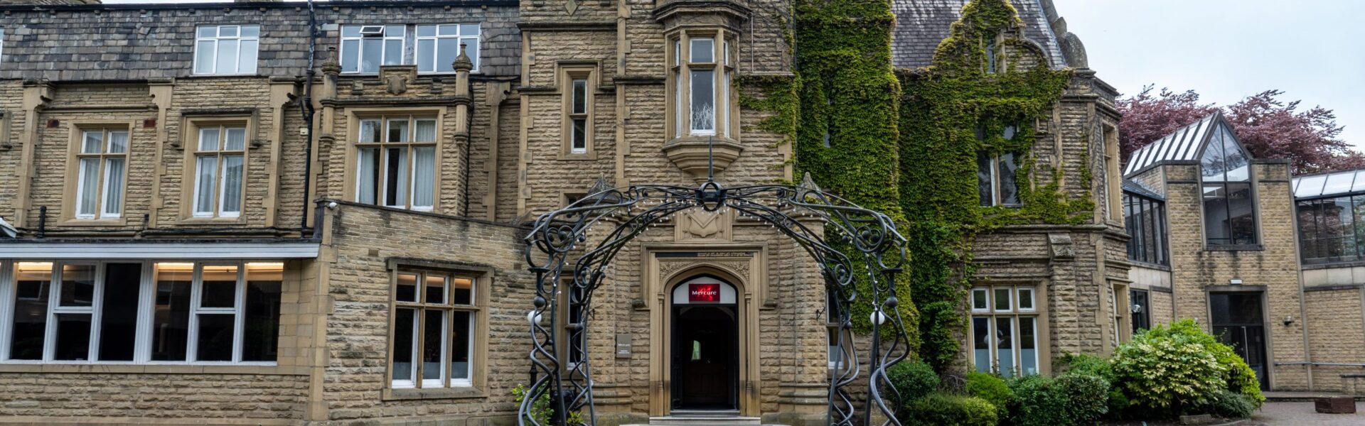 Mercure Bradford Bankfield Wedding Fayre